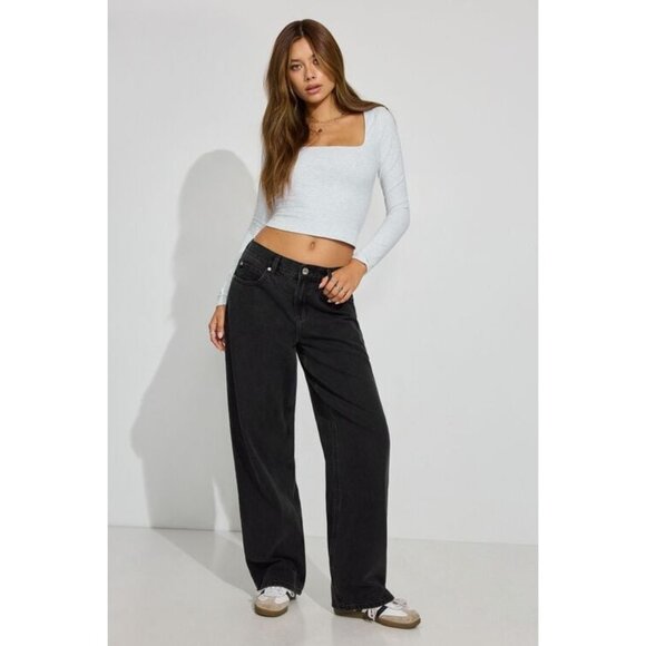 Garage Low Rise Baggy Jeans in Black- Size 7/28 LONG - Picture 1 of 7